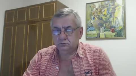 Snapshot of machomale3 chatting on 11/18/25, 08:46 Macho online show from 11/18/25, 08:46