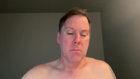 xStraightEdgex online show from 01/19/25, 12:38