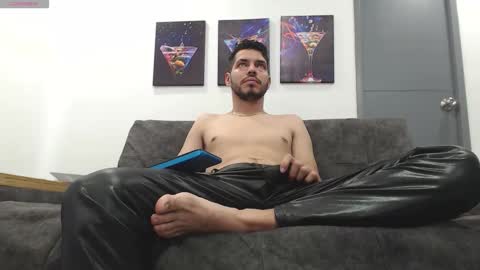 instagram mackdanielsx online show from 02/18/26, 08:27