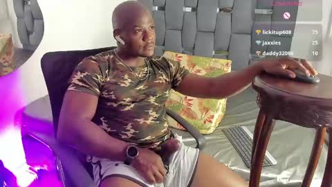 Snapshot of mackbig_dick2 chatting on 05/16/26, 02:41 MACKBIG DICK im a damn dominant I like ATMs INSTAGRAM Edwinaragonc online show from 05/16/26, 02:41