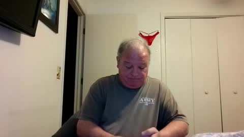 mackdocc001 online show from 02/15/26, 06:26