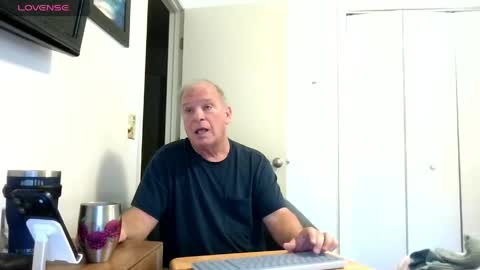Snapshot of mackdocc001 chatting on 04/20/26, 05:05 mackdocc001 online show from 04/20/26, 05:05