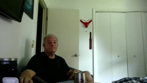 mackdocc001 online show from 06/19/26, 05:39