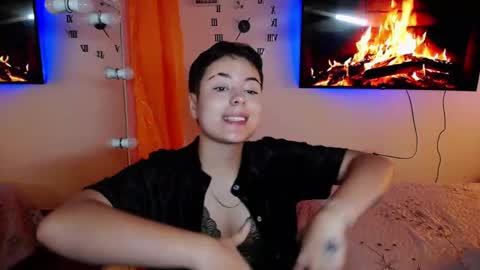 Snapshot of mackenziecameron chatting on 03/03/25, 04:24 MACKENZIE CAMERON online show from 03/03/25, 04:24