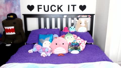 Mackenzie Wolfe online show from 01/18/25, 07:38