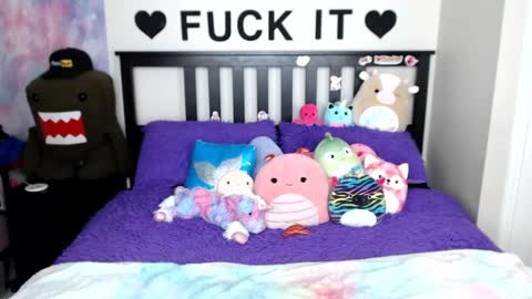 Mackenzie Wolfe online show from 03/02/25, 08:38