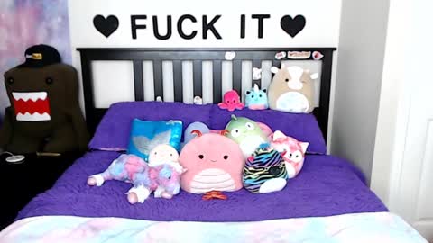 Mackenzie Wolfe online show from 03/05/25, 08:54