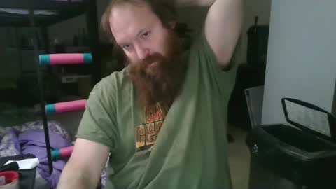 Snapshot of mackhere4u chatting on 11/12/25, 05:19 mackhere4u online show from 11/12/25, 05:19