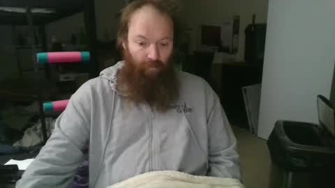 Snapshot of mackhere4u chatting on 11/23/25, 12:38 mackhere4u online show from 11/23/25, 12:38