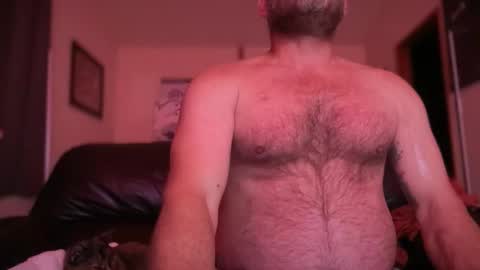 Snapshot of mackincaliallday chatting on 04/13/26, 03:23 MackinCaliAllDay online show from 04/13/26, 03:23