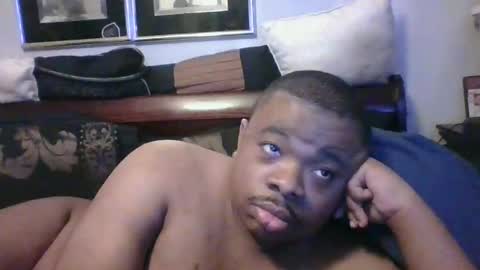 Snapshot of macksexy1996 chatting on 12/04/25, 03:38 Anthony online show from 12/04/25, 03:38