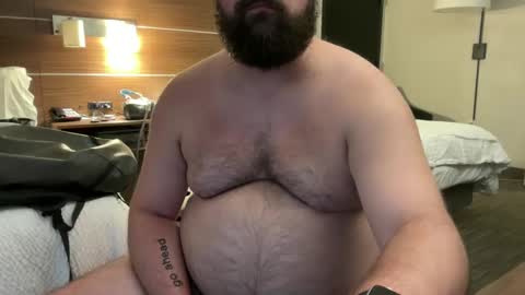 Snapshot of macrackin33 chatting on 09/12/25, 12:44 macrackin33 online show from 09/12/25, 12:44