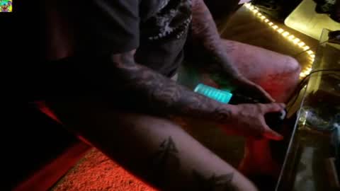 Manuel online show from 03/05/25, 07:06