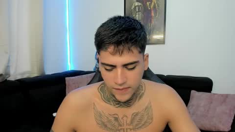 Snapshot of mad_maxxx1 chatting on 01/23/25, 01:24 max online show from 01/23/25, 01:24