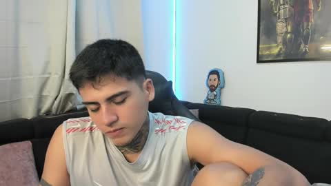 Snapshot of mad_maxxx1 chatting on 01/26/25, 01:09 max online show from 01/26/25, 01:09