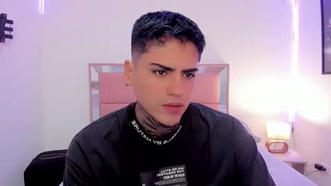 Snapshot of mad_maxxx1 chatting on 02/02/25, 01:41 max online show from 02/02/25, 01:41