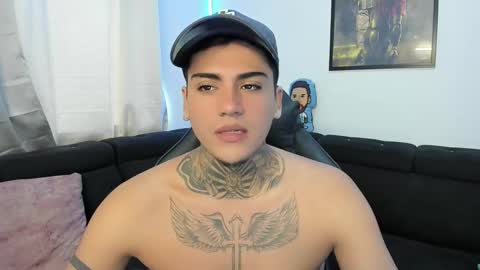 Snapshot of mad_maxxx1 chatting on 02/18/25, 01:44 max online show from 02/18/25, 01:44