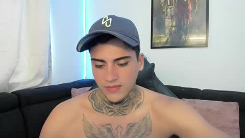 Snapshot of mad_maxxx1 chatting on 02/19/25, 04:00 max online show from 02/19/25, 04:00