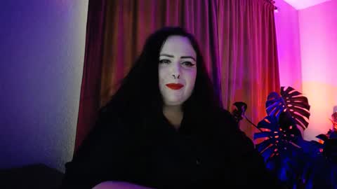 Miss Morticia online show from 12/20/24, 05:40