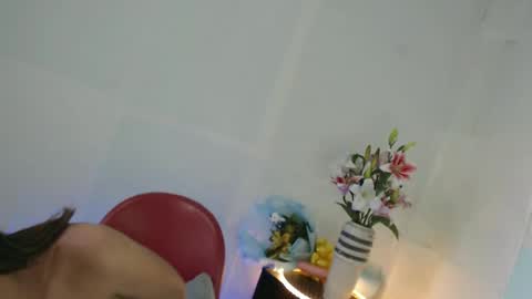 Snapshot of madalina1992 chatting on 02/18/25, 04:04 madalina1992 online show from 02/18/25, 04:04