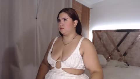 Snapshot of madam_agathaa chatting on 07/15/26, 09:03 Agathaa white online show from 07/15/26, 09:03