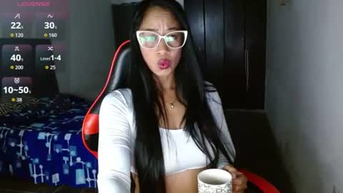 Snapshot of madam_klauss chatting on 07/30/26, 08:24 EMILY online show from 07/30/26, 08:24