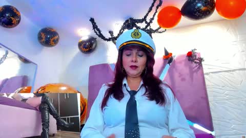 Snapshot of madame_angelic_ chatting on 10/12/25, 03:49 ANGELIC  online show from 10/12/25, 03:49