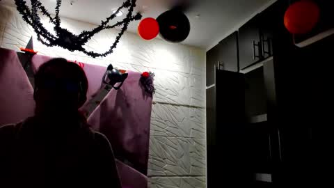 Snapshot of madame_angelic_ chatting on 10/19/25, 05:19 ANGELIC  online show from 10/19/25, 05:19