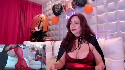Snapshot of madame_angelic_ chatting on 10/21/25, 05:19 ANGELIC  online show from 10/21/25, 05:19
