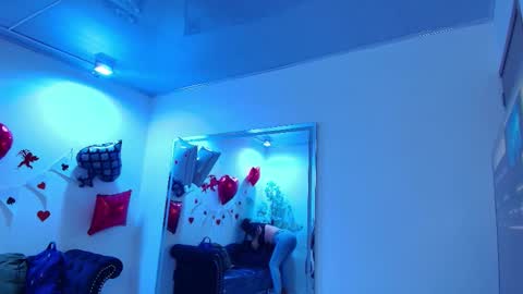 Snapshot of madame_scarllet chatting on 02/16/26, 11:17 Madame Scarllet online show from 02/16/26, 11:17