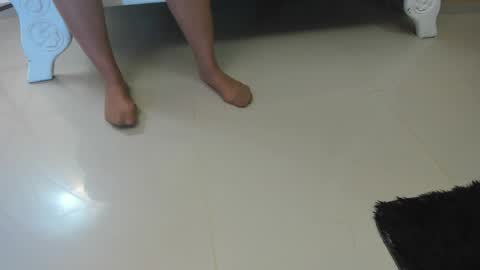 Snapshot of madameheels_ chatting on 06/01/26, 12:40 Madame Carla online show from 06/01/26, 12:40