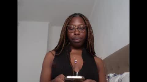 YourMadamIndigo online show from 02/16/25, 03:05