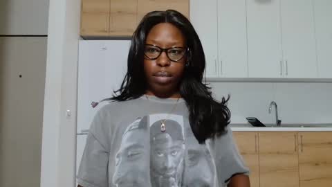 YourMadamIndigo online show from 10/13/25, 03:34