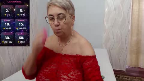 Snapshot of madammargaret chatting on 09/09/25, 09:09 Margaret online show from 09/09/25, 09:09