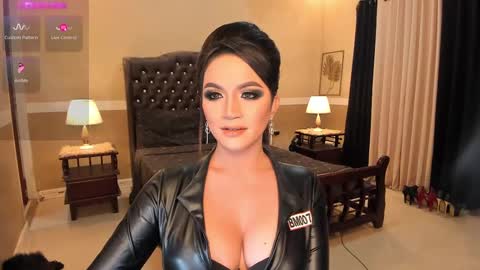 Alison Kloss online show from 01/13/25, 04:28