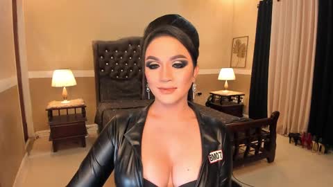 Alison Kloss online show from 03/08/25, 03:17