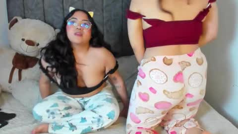 Snapshot of maddie_and_chelsea_ chatting on 02/07/26, 06:33 Maddie and Chelsea online show from 02/07/26, 06:33