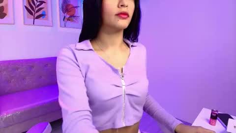 maddie_t18 online show from 02/10/26, 11:25