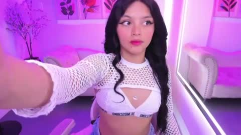 Snapshot of maddie_t18 chatting on 07/15/26, 11:37 maddie_t18 online show from 07/15/26, 11:37