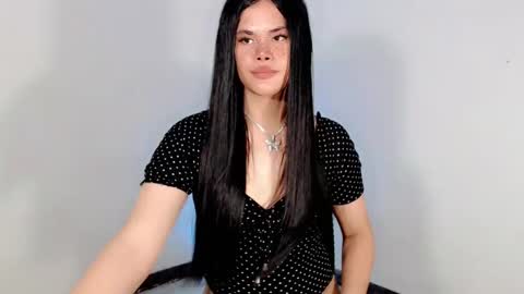 Im ZY DONT FORGET TO FOLLOW ME - online show from 02/02/25, 08:19