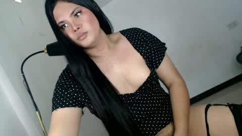 Snapshot of maddiejackson chatting on 06/26/26, 01:10 Im ZY DONT FORGET TO FOLLOW ME - online show from 06/26/26, 01:10