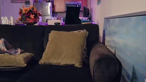 Matilda Messina online show from 10/09/25, 01:58