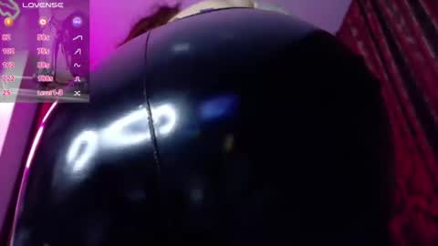 Snapshot of maddilust chatting on 07/16/26, 06:47 Miss Lust online show from 07/16/26, 06:47