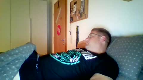 Snapshot of maddin8891 chatting on 06/15/26, 08:22 Maddin online show from 06/15/26, 08:22