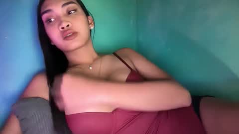 Snapshot of maddison_jade chatting on 03/17/26, 12:52 maddison_jade online show from 03/17/26, 12:52