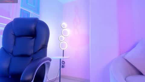 Maddison online show from 11/26/25, 04:35