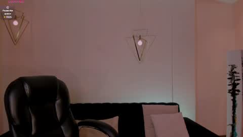 Maddison online show from 07/14/26, 08:25