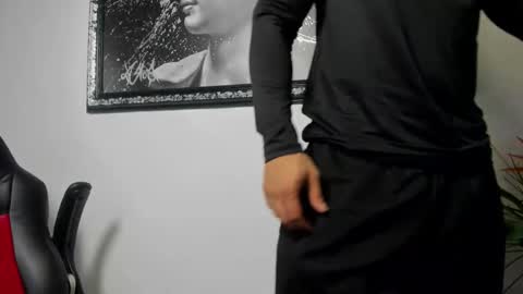 Maddox Santana online show from 02/12/25, 12:48