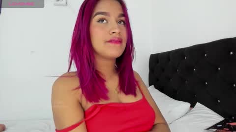 Snapshot of maddy1_1 chatting on 12/16/25, 07:19 maddy1_1 online show from 12/16/25, 07:19