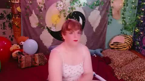 Snapshot of maddy_cat chatting on 10/16/25, 03:02 Maddy Cat online show from 10/16/25, 03:02